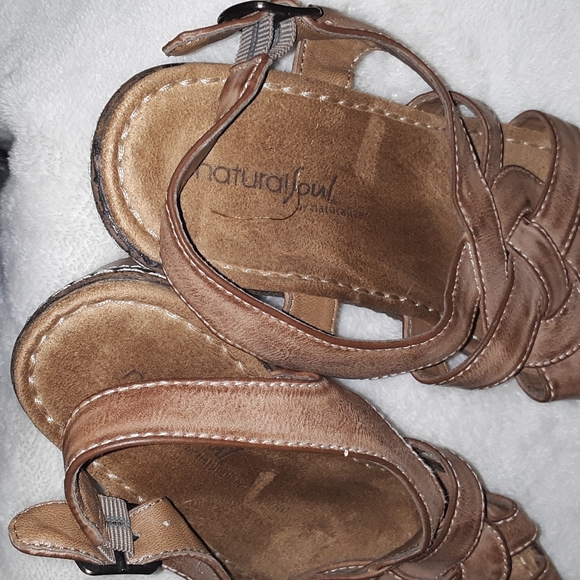 Cute and Comfortable sandals - Picture 6 of 7